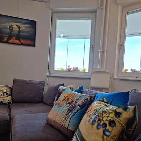 Apartment Dali Arena Business Comfort In Novi Serbia